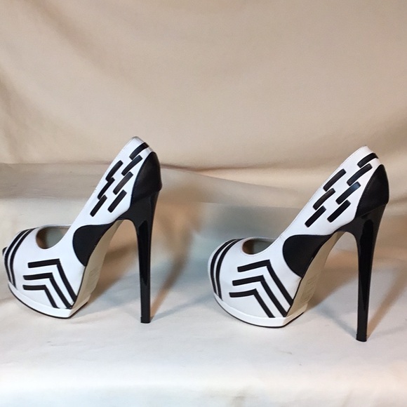 Beau & Ashe - Picture 4 of 5